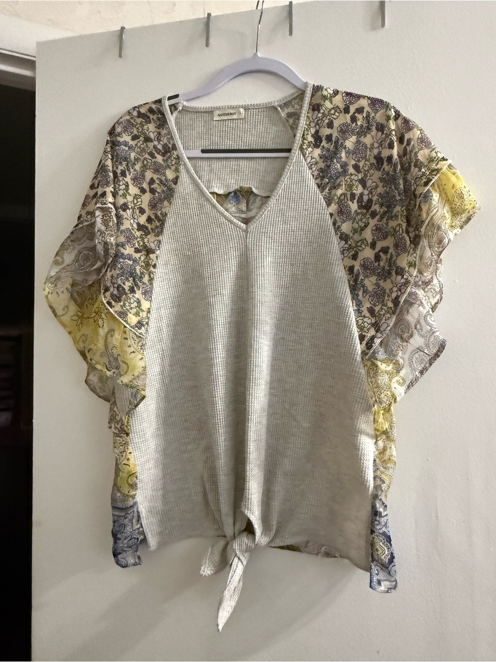 Light Gray Ribbed V-Neck Tunic with Yellow Floral Flutter Sleeves
